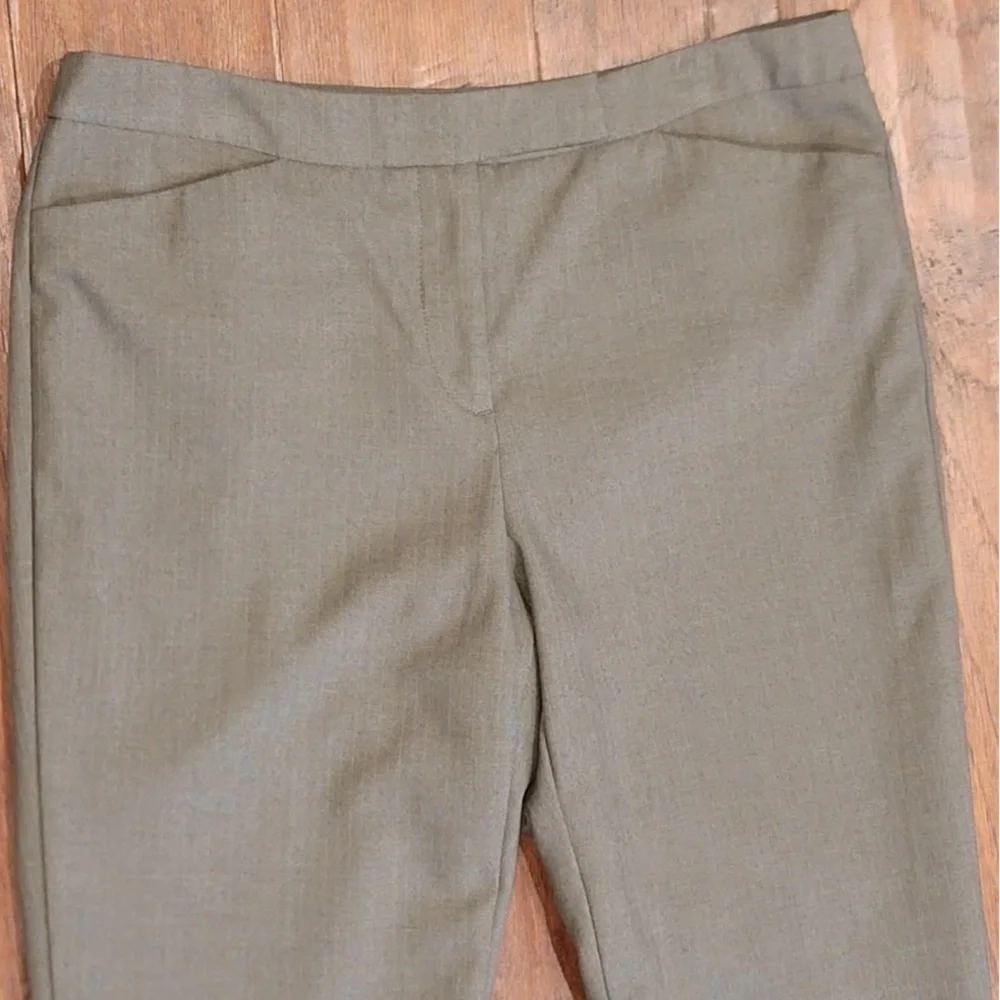 Size 8 WORTHINGTON Women's Light Green Lined Dress Pants